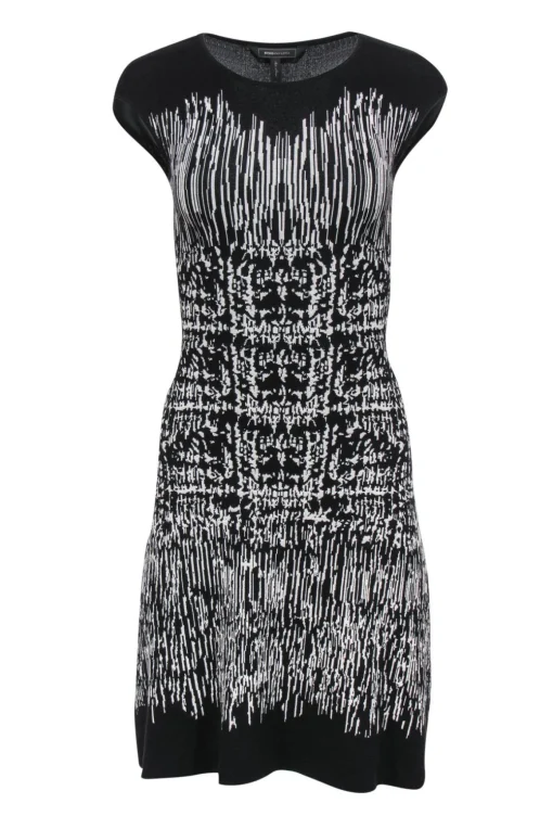 BCBG Max Azria - Black & White Striped Knit Dress Sz XXS
