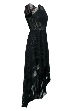 BCBG Max Azria - Black High-Low Sleeveless Formal Dress Sz 6