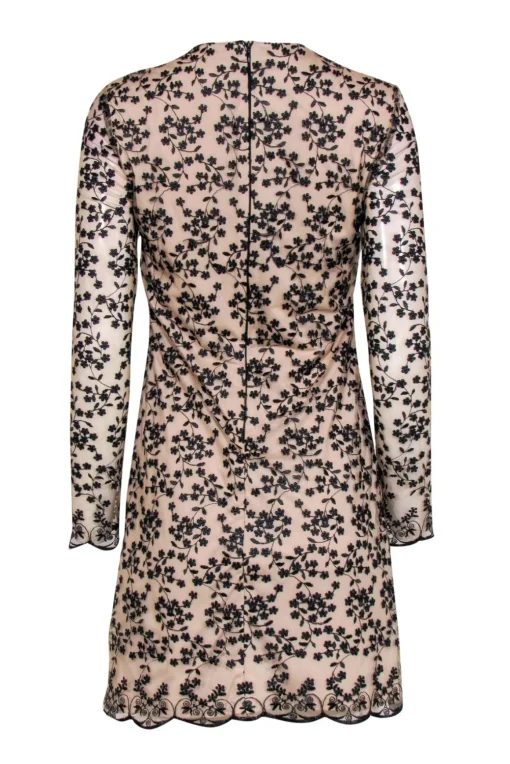 Betsey Johnson - Beige & Black Floral Embroidered Long Sleeve Shift Dress Sz 6