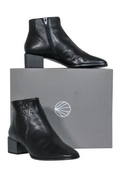 Coclico - Black Pebbled Leather Block Heel “Frida” Ankle Booties Sz 6.5