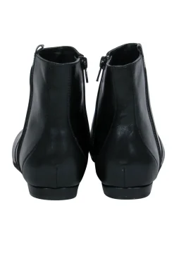 Delman - Black Leather 