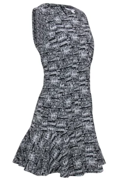 Diane von Furstenberg - Black & White Textured Printed Flared Hem Dress Sz 6