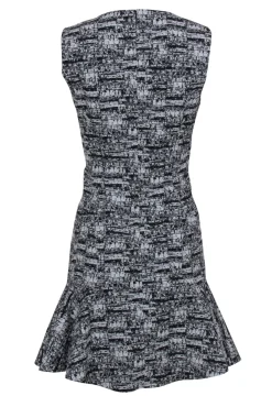 Diane von Furstenberg - Black & White Textured Printed Flared Hem Dress Sz 6