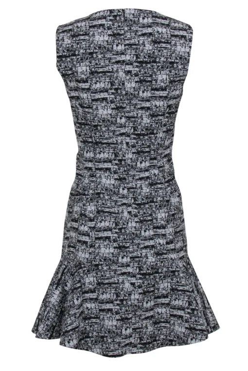Diane von Furstenberg - Black & White Textured Printed Flared Hem Dress Sz 6