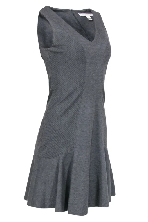 Diane von Furstenberg - Grey Sleeveless Flare Dress Sz 4