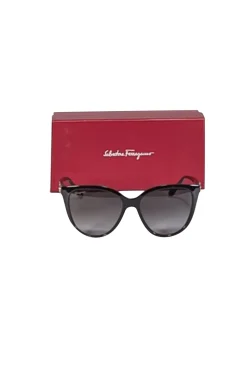 Ferragamo - Black Oversized Sunglasses