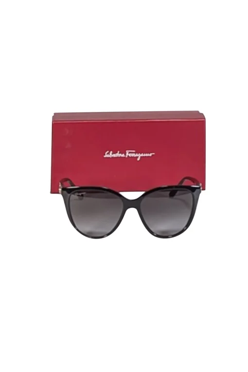 Ferragamo - Black Oversized Sunglasses