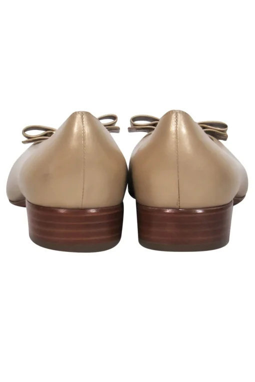 Ferragamo - Champagne Leather Flats w/ Bow Sz 10