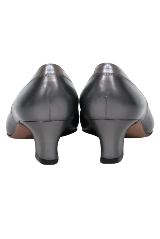 Ferragamo - Two-tone Metallic Silver Low Pump Sz 7.5