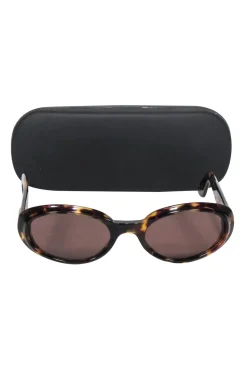 Gucci - Oval Small Tortoise Sunglasses