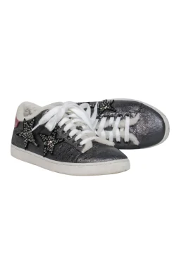Lola Cruz - Silver Leather Low Top Sneakers w/ Jeweled Star Embellishments Sz 8