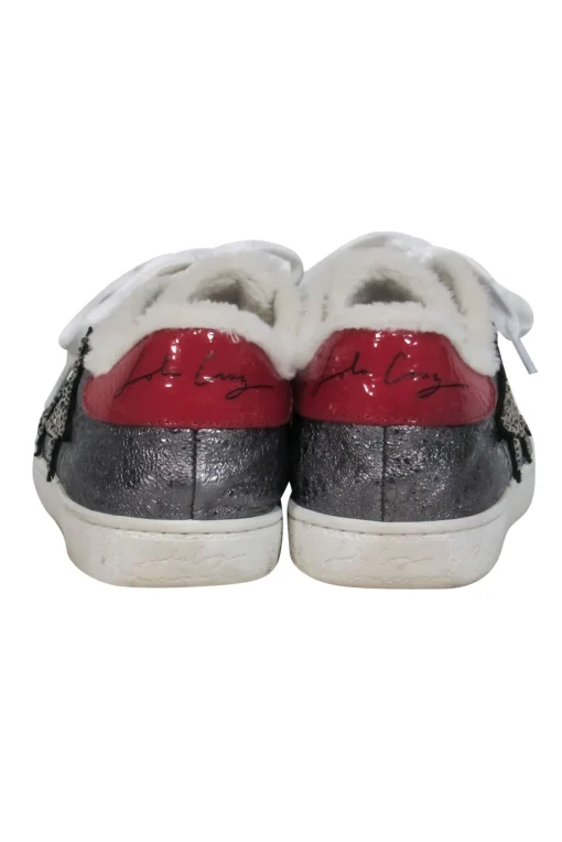 Lola Cruz - Silver Leather Low Top Sneakers w/ Jeweled Star Embellishments Sz 8