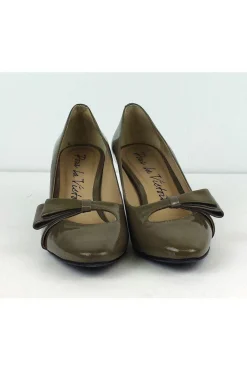 Pour La Victoire - Taupe Patent Leather Bow Pumps Sz 6