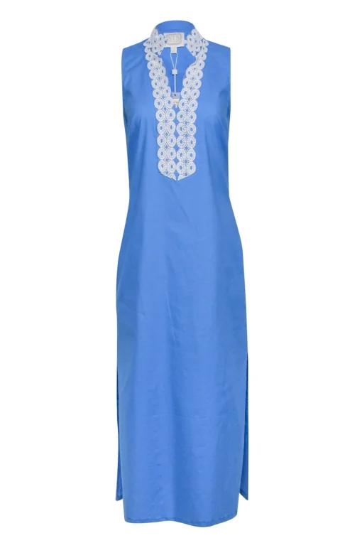 Sail to Sable - Blue w/ White Eyelet Trim Sleeveless Maxi Dress Sz S