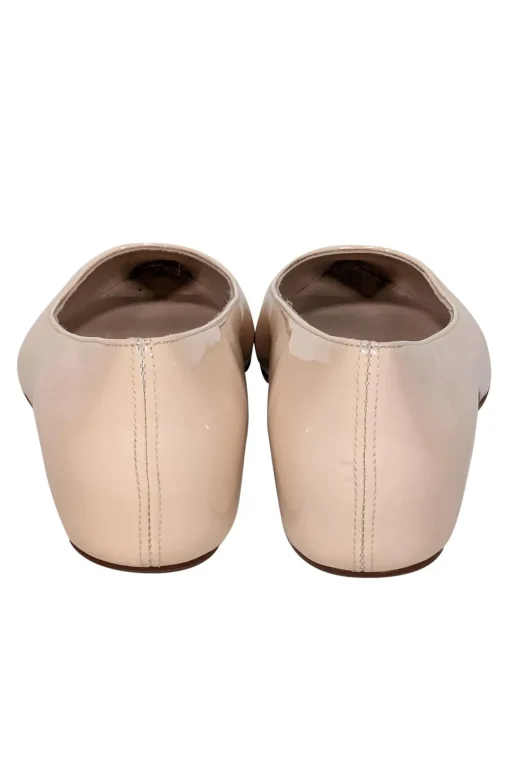 Stuart Weitzman - Cream Patent Leather Pointed-Toe Flats Sz 5