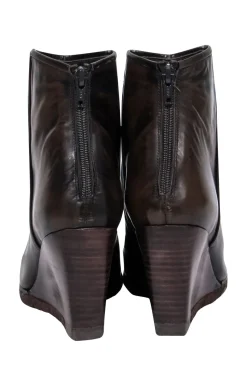 Stuart Weitzman - Walnut Marbled Leather 
