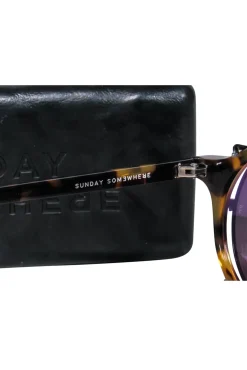 Sunday Somewhere - Brown Tortoise Shell Round Sunglasses w/ Brow Bar