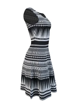 Ted Baker - Black & White Patterned Knit Skater Dress Sz 4