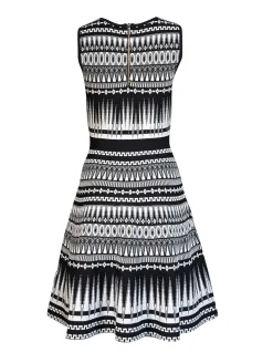 Ted Baker - Black & White Patterned Knit Skater Dress Sz 4