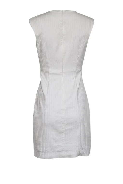 Trina Turk - White Textured Notch Neckline Cocktail Dress Sz 2